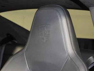 2025 Porsche 911 Carrera 4 GTS