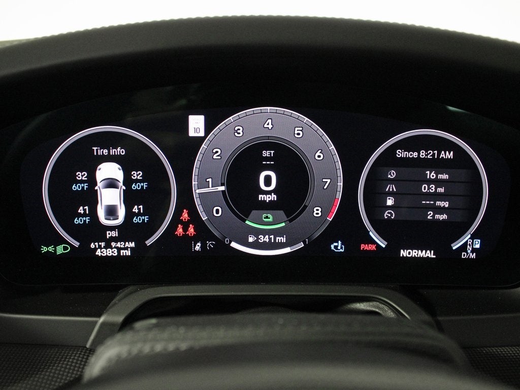 2025 Porsche 911 Carrera 4 GTS