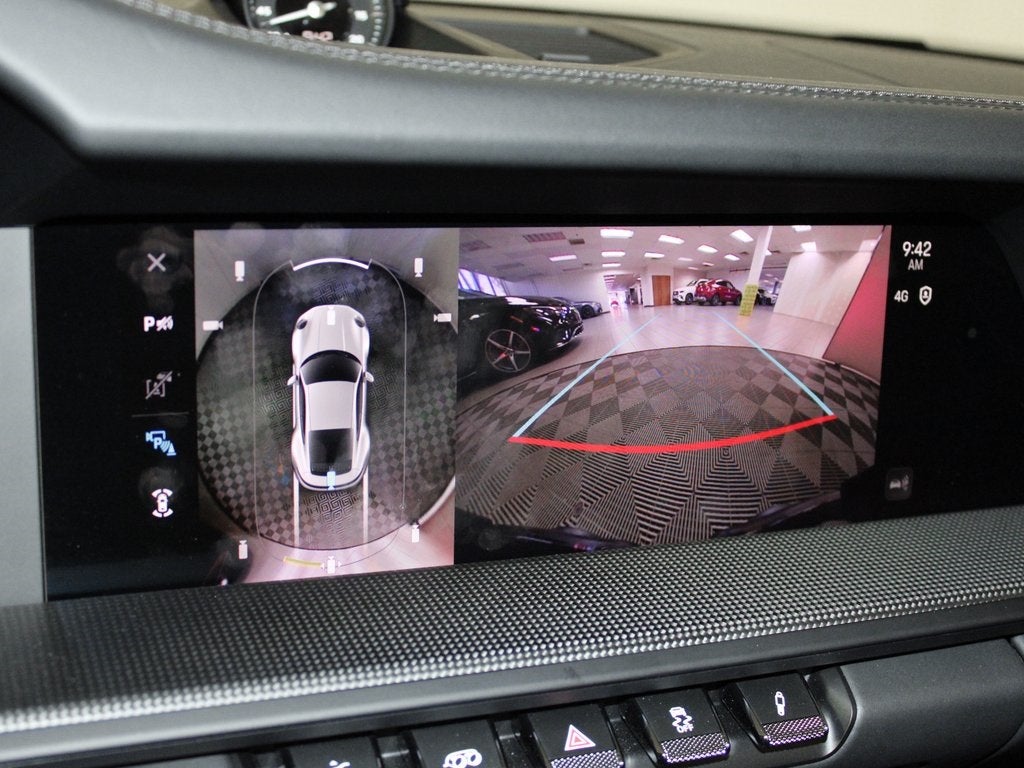 2025 Porsche 911 Carrera 4 GTS