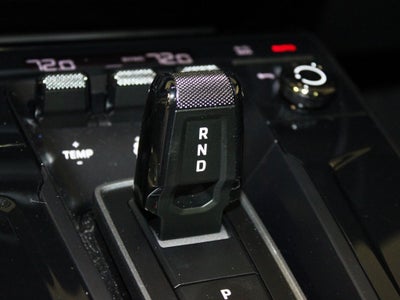 2025 Porsche 911 Carrera 4 GTS