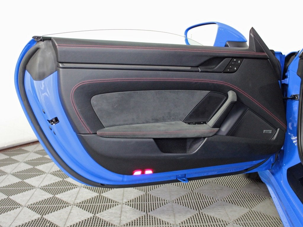 2024 Porsche 911 Carrera 4 GTS