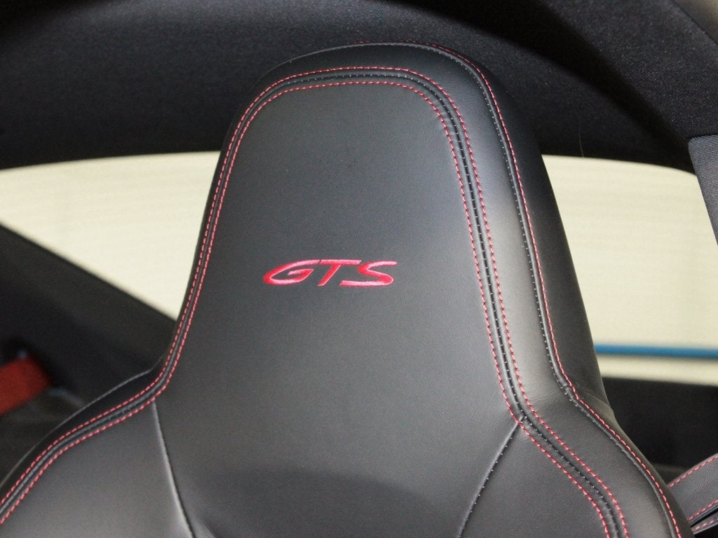 2024 Porsche 911 Carrera 4 GTS