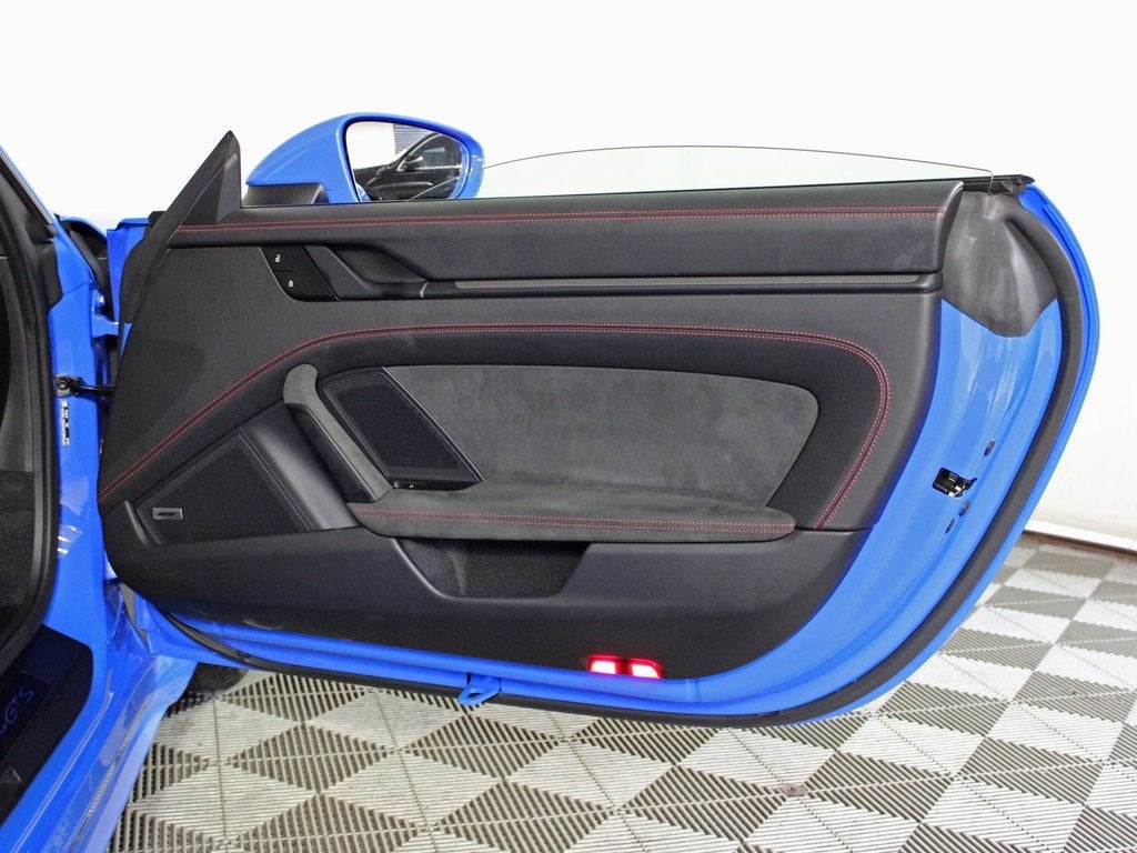 2024 Porsche 911 Carrera 4 GTS