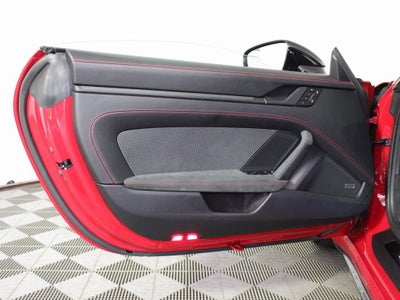 2025 Porsche 911 Carrera 4 GTS