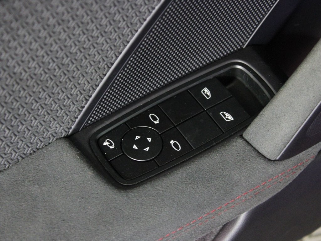 2025 Porsche 911 Carrera 4 GTS