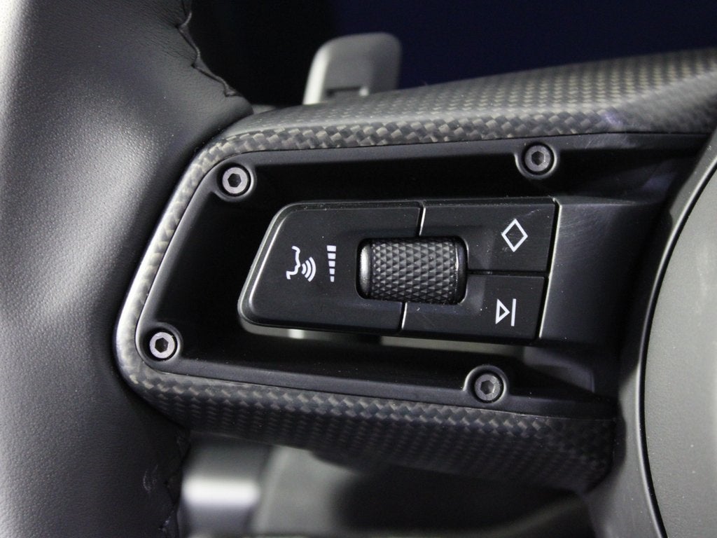 2025 Porsche 911 Carrera 4 GTS