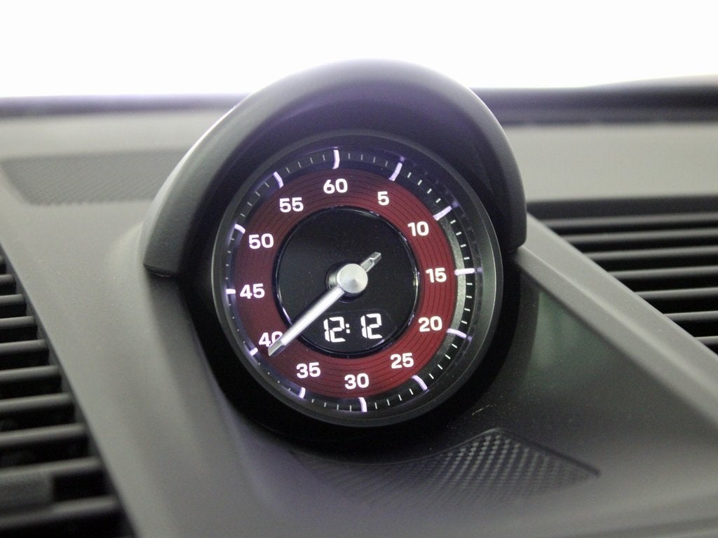 2025 Porsche 911 Carrera 4 GTS