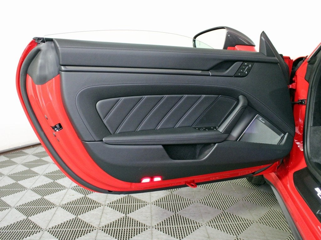 2025 Porsche 911 Carrera GTS