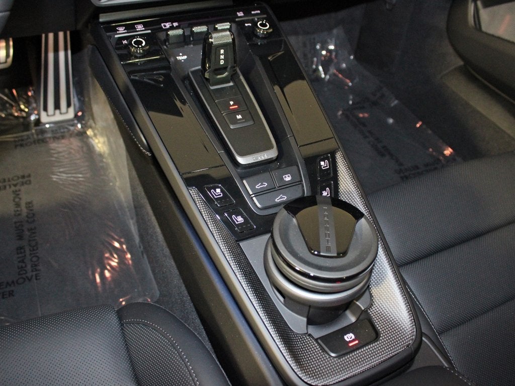 2025 Porsche 911 Carrera GTS