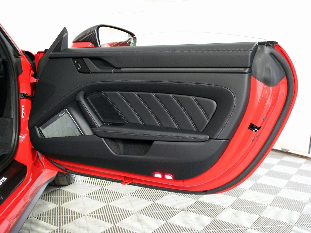 2025 Porsche 911 Carrera GTS