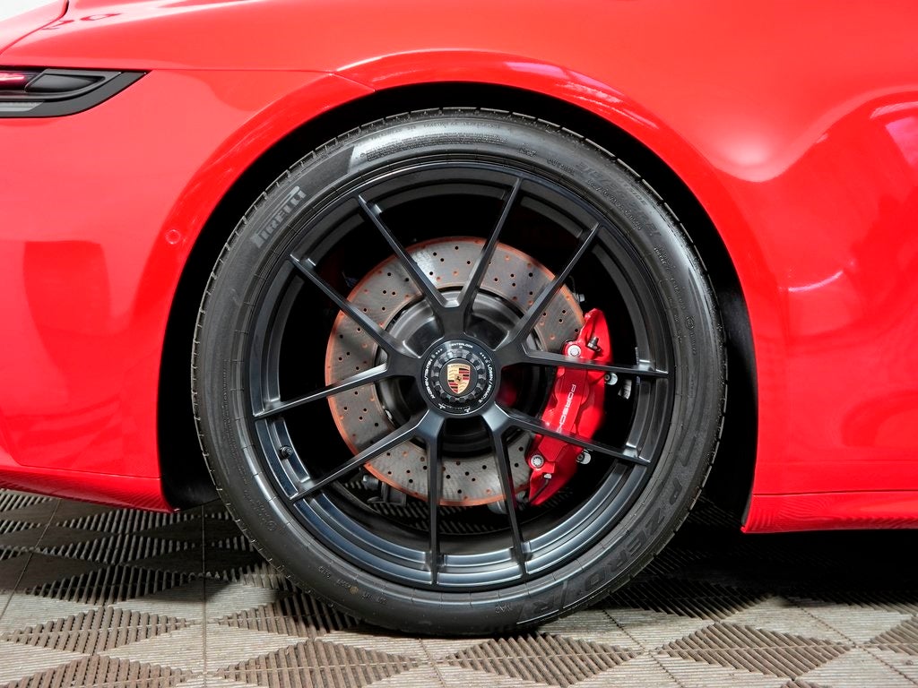 2025 Porsche 911 Carrera GTS