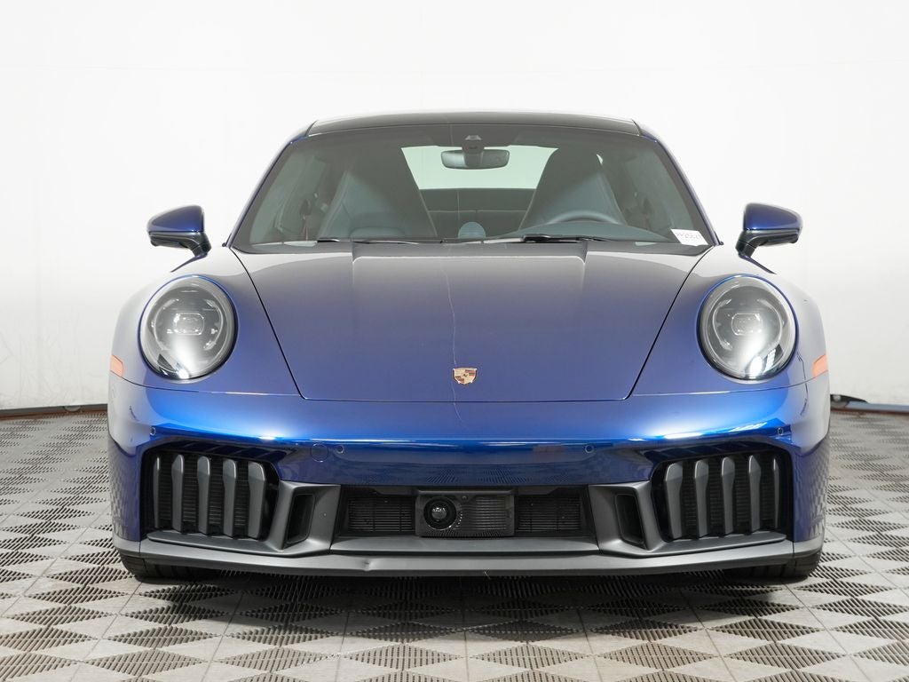 2026 Porsche 911 Carrera 4 GTS