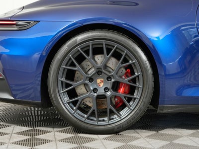 2026 Porsche 911 Carrera 4 GTS