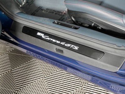 2026 Porsche 911 Carrera 4 GTS