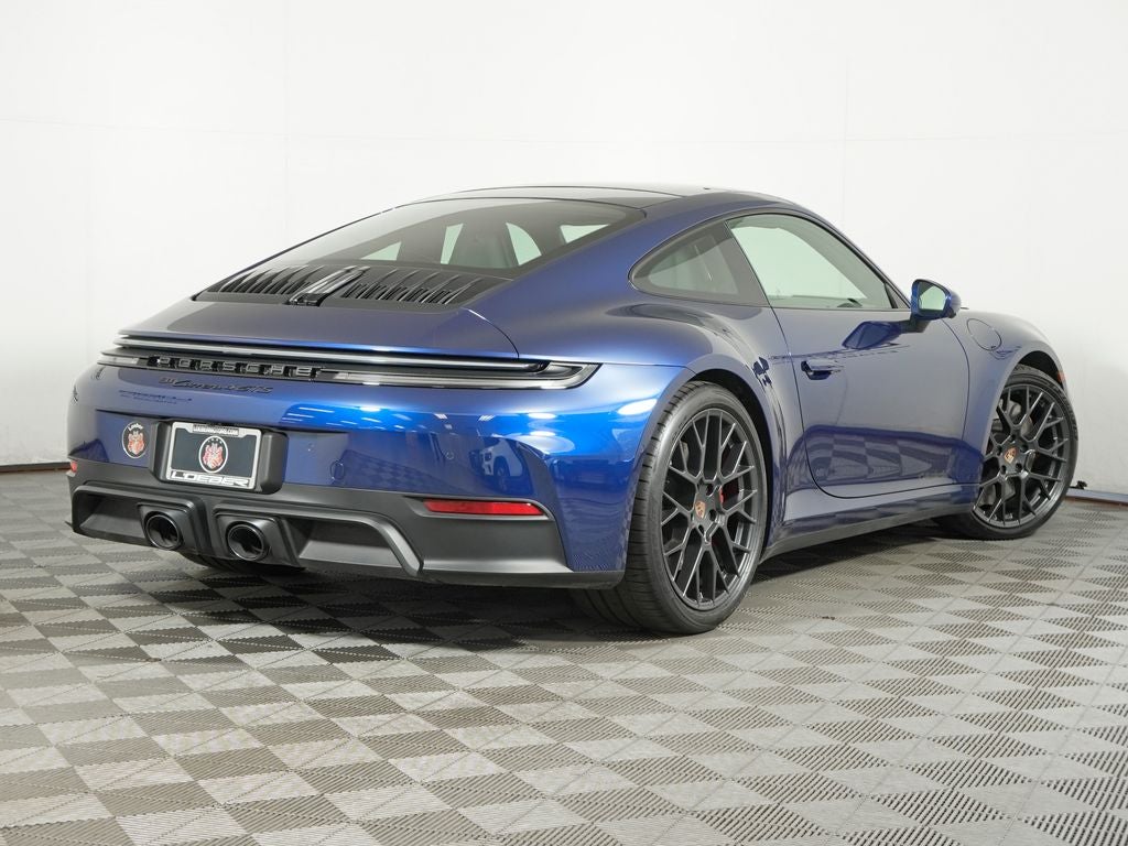 2026 Porsche 911 Carrera 4 GTS