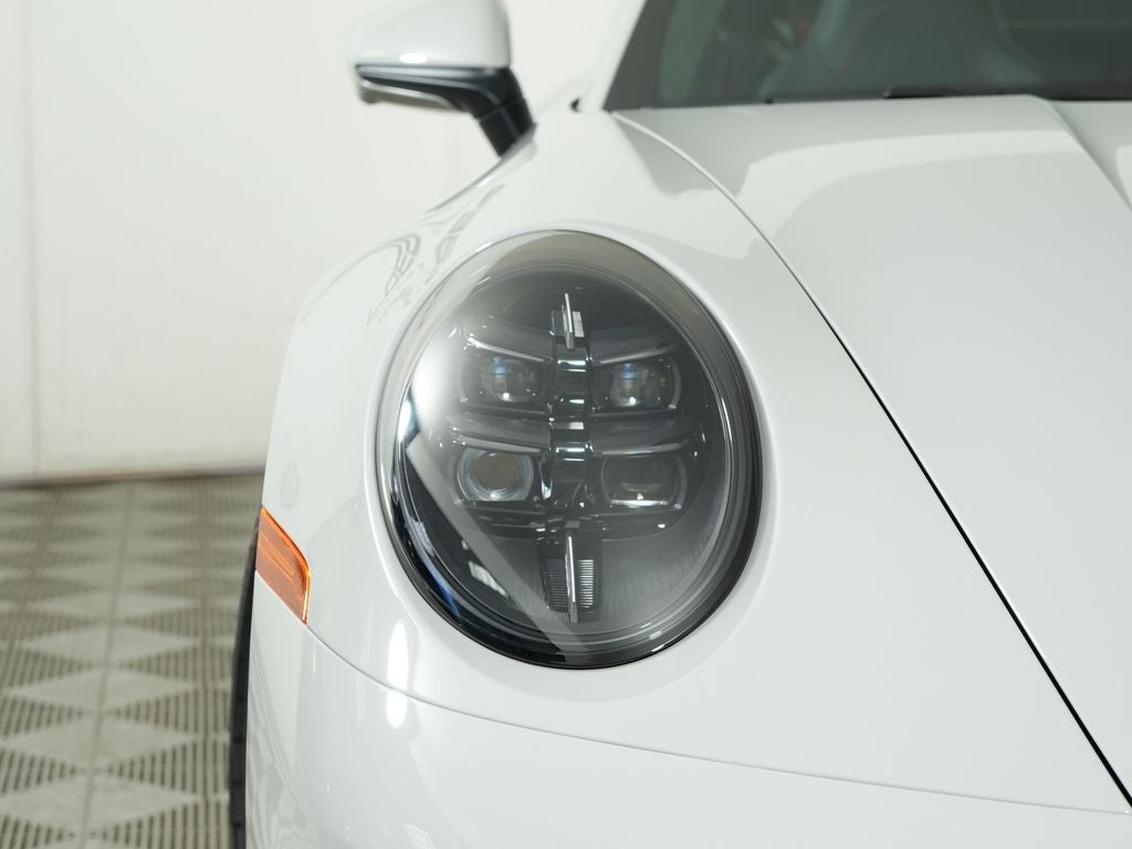 2026 Porsche 911 Carrera 4 GTS