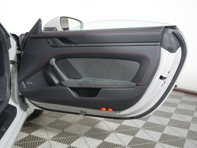 2026 Porsche 911 Carrera 4 GTS