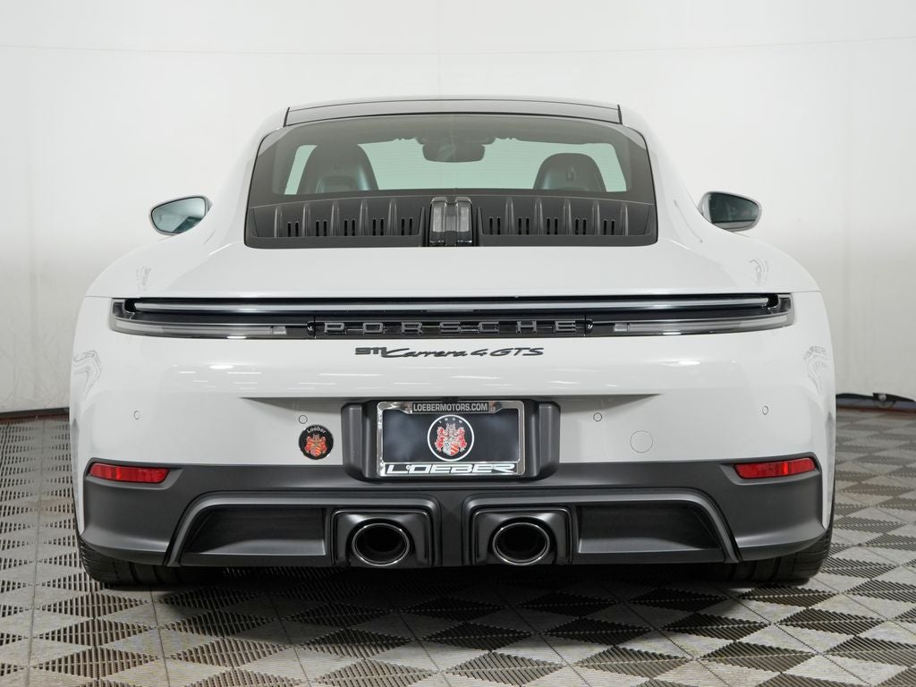 2026 Porsche 911 Carrera 4 GTS