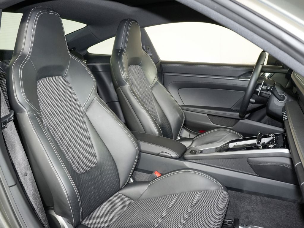 2020 Porsche 911 Carrera S