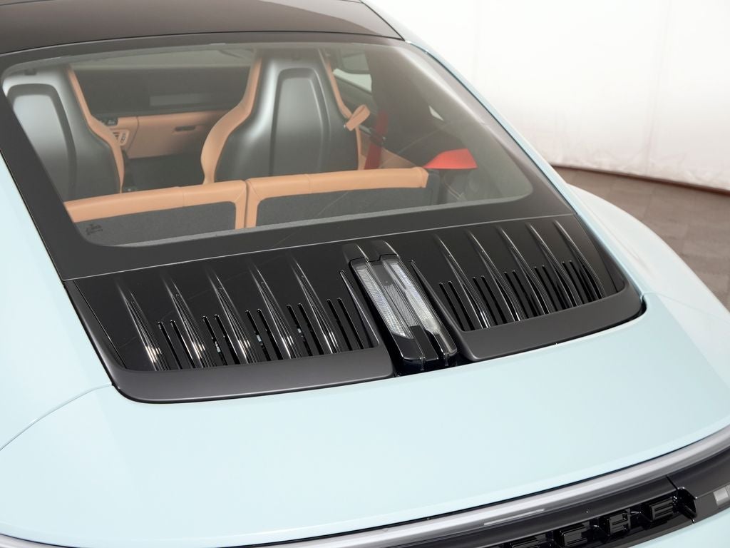 2026 Porsche 911 Carrera 4 GTS