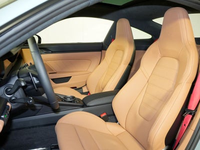 2026 Porsche 911 Carrera 4 GTS