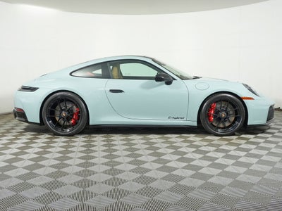 2026 Porsche 911 Carrera 4 GTS