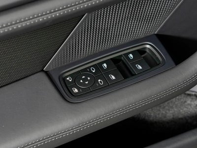 2024 Porsche Taycan 4S