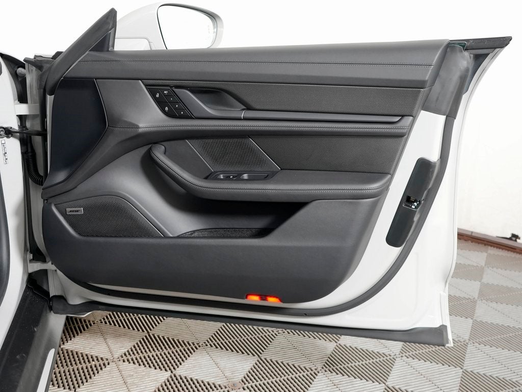 2024 Porsche Taycan 4S