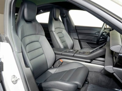 2024 Porsche Taycan 4S