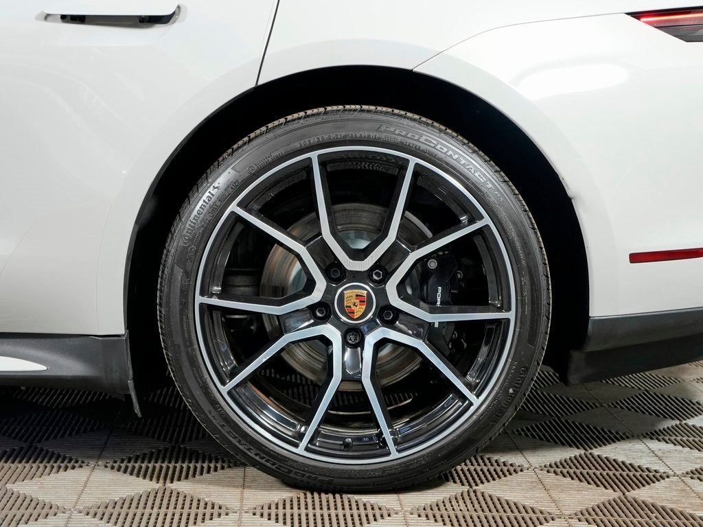 2024 Porsche Taycan 4S