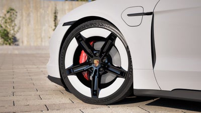 2025 Porsche Taycan 4S