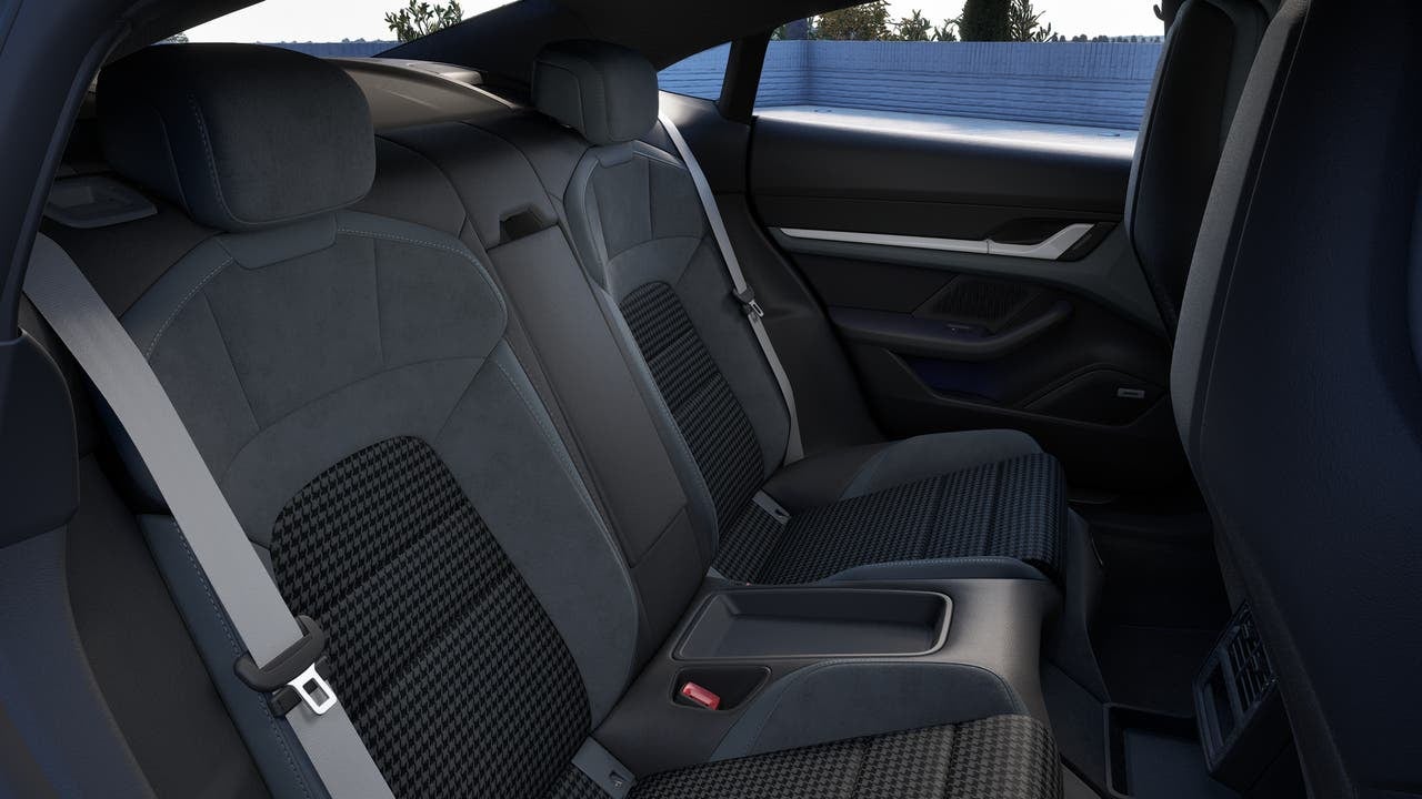 2025 Porsche Taycan 4S