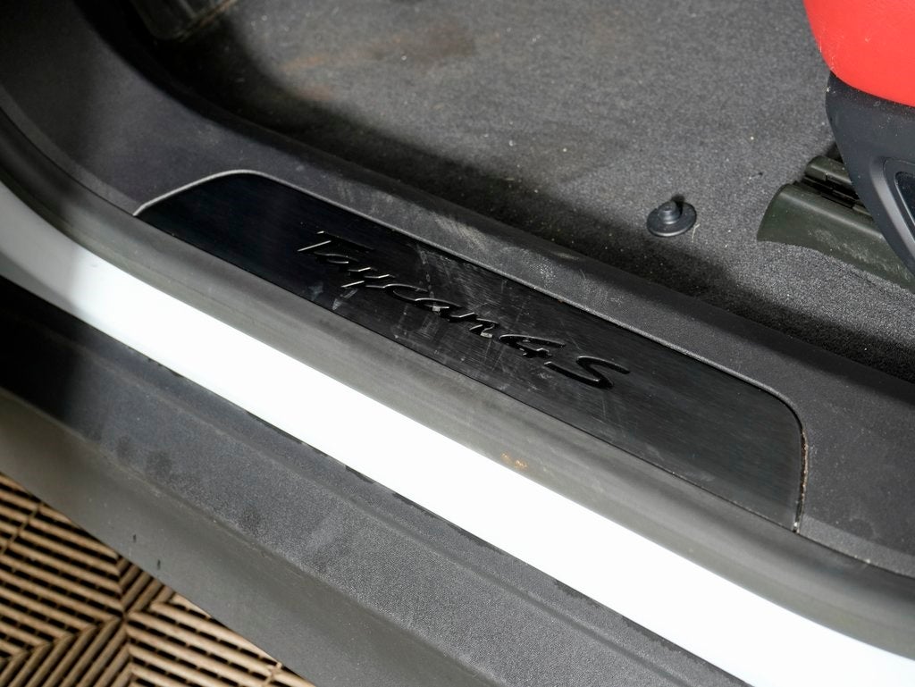 2024 Porsche Taycan 4S