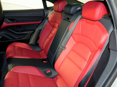 2024 Porsche Taycan 4S