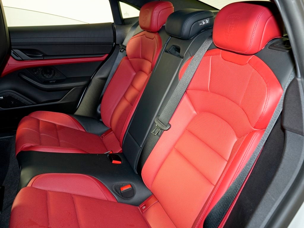 2024 Porsche Taycan 4S