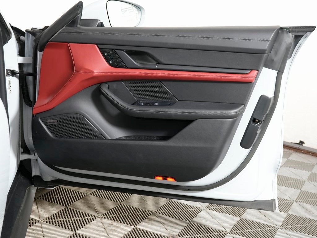 2024 Porsche Taycan 4S