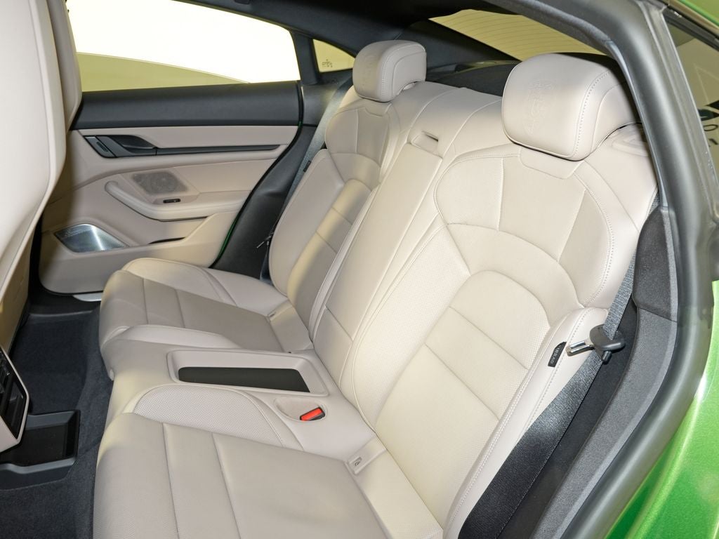 2022 Porsche Taycan 4S