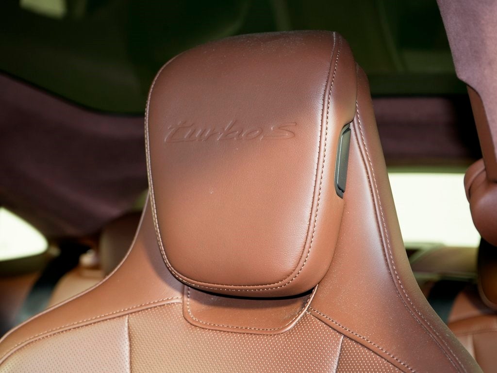 2024 Porsche Taycan Turbo S