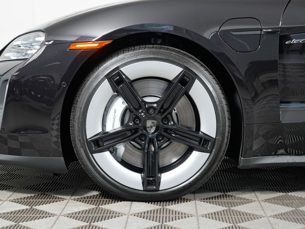 2026 Porsche Taycan Turbo