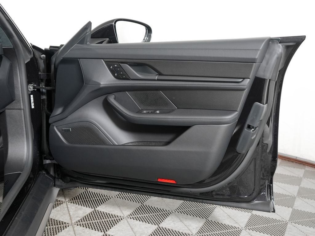 2026 Porsche Taycan Turbo