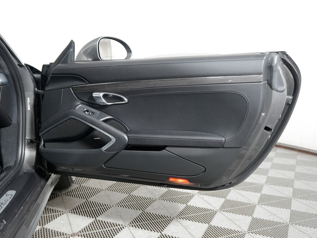 2016 Porsche 911 Turbo S