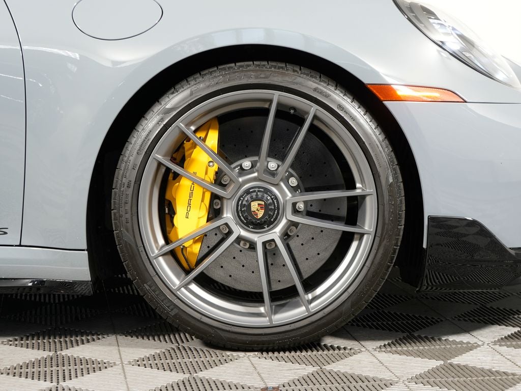 2024 Porsche 911 Turbo S