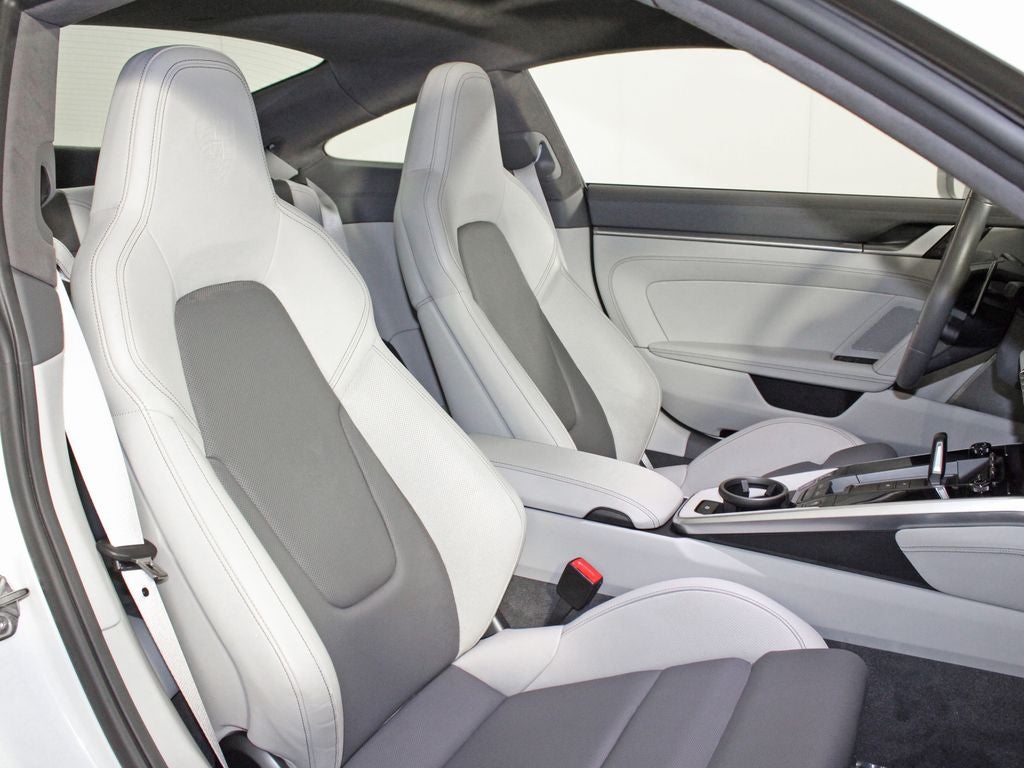 2024 Porsche 911 Turbo S