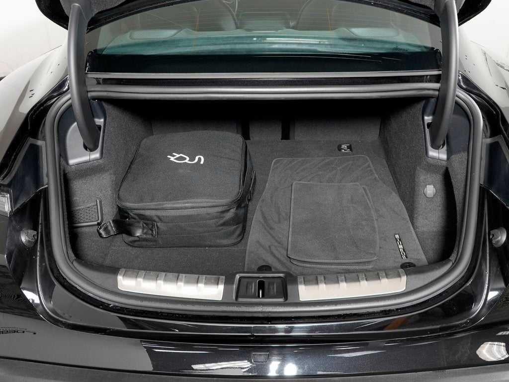 2024 Porsche Taycan GTS