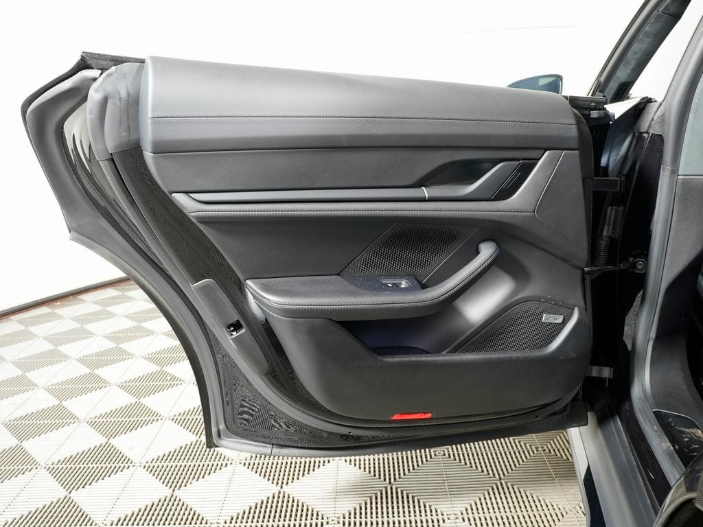 2024 Porsche Taycan GTS