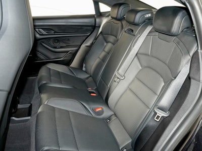 2024 Porsche Taycan GTS