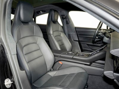 2024 Porsche Taycan GTS