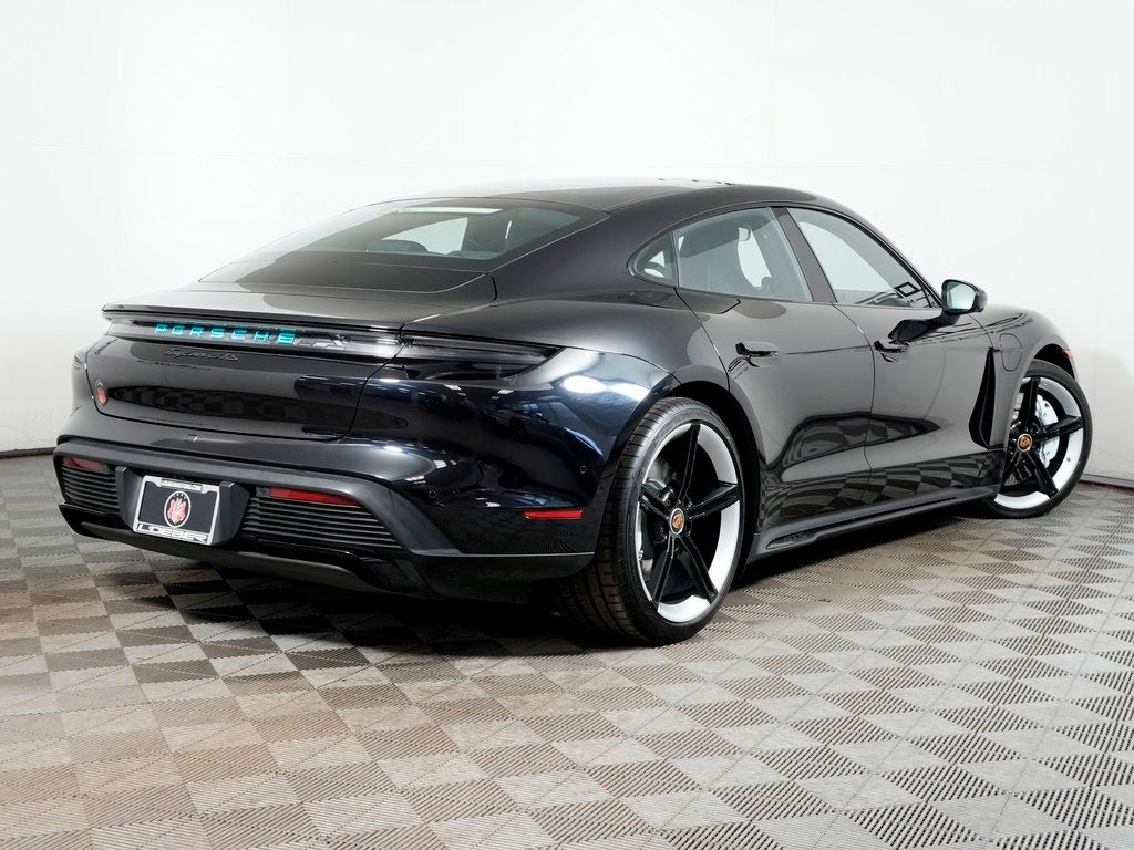 2024 Porsche Taycan GTS