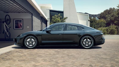 2024 Porsche Taycan GTS