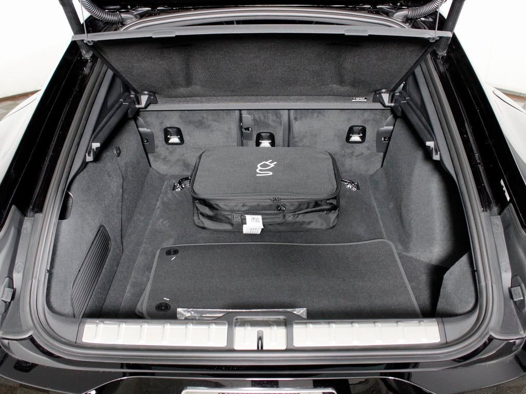 2026 Porsche Panamera E-Hybrid 4